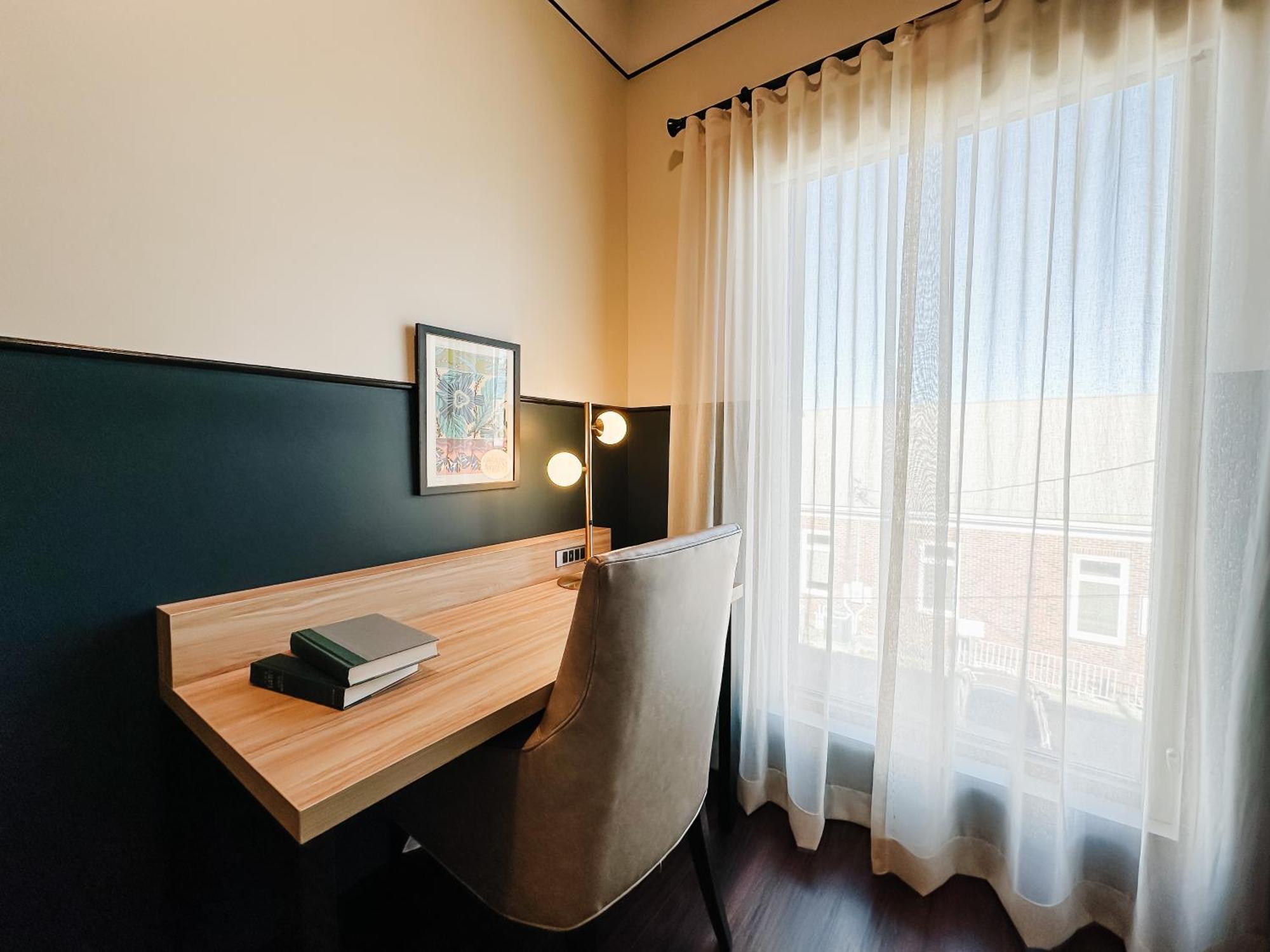 The Carpentry Hotel Далтън Екстериор снимка